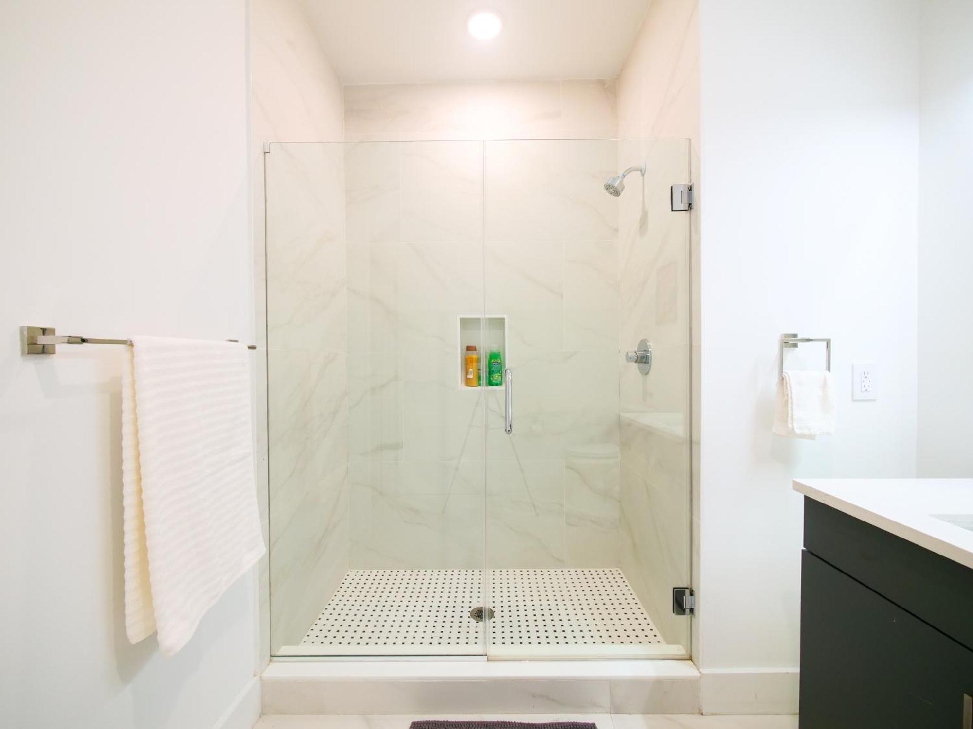 New Modern Serenity- 2Br Retreat Near New York City Bayonne Exterior foto